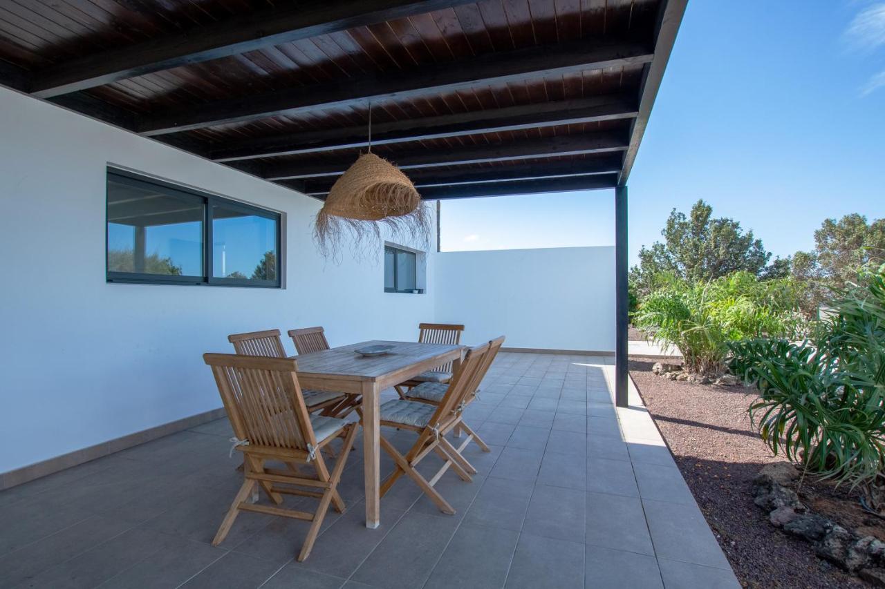 North Shore Villas, Villa Makai, Heated & Shared Pool Lajares Exterior photo