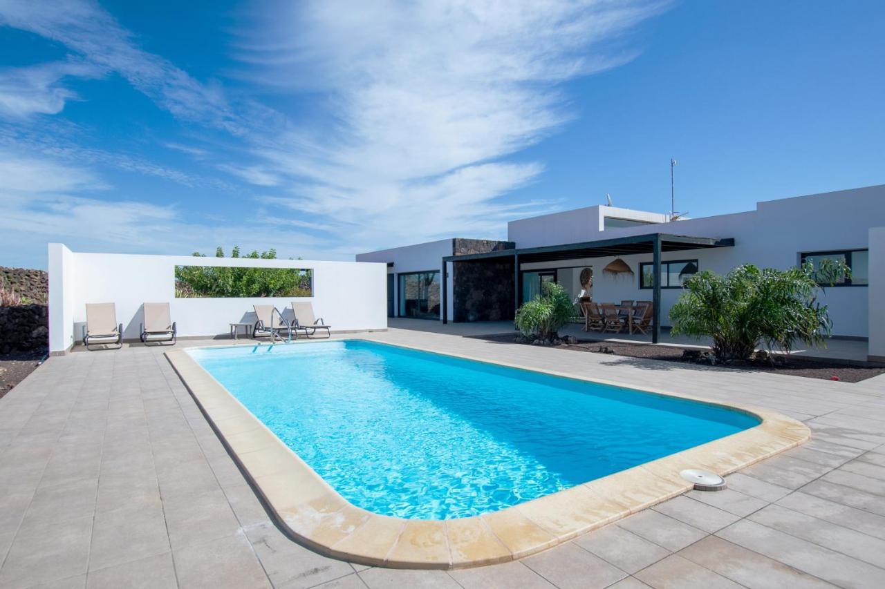 North Shore Villas, Villa Makai, Heated & Shared Pool Lajares Exterior photo